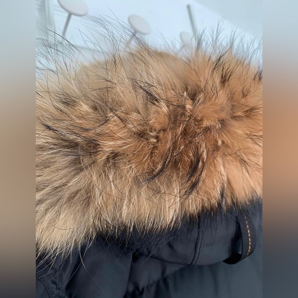 LIKE NEW: Parajumper Women’s Long Bear Coat - Picture 4 of 8